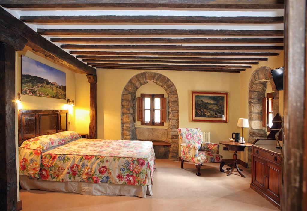 Posada La Torre De La Quintana Liendo Zewnętrze zdjęcie