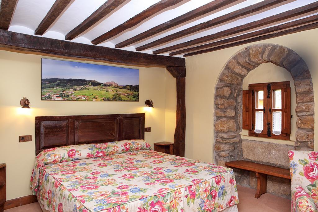 Posada La Torre De La Quintana Liendo Zewnętrze zdjęcie