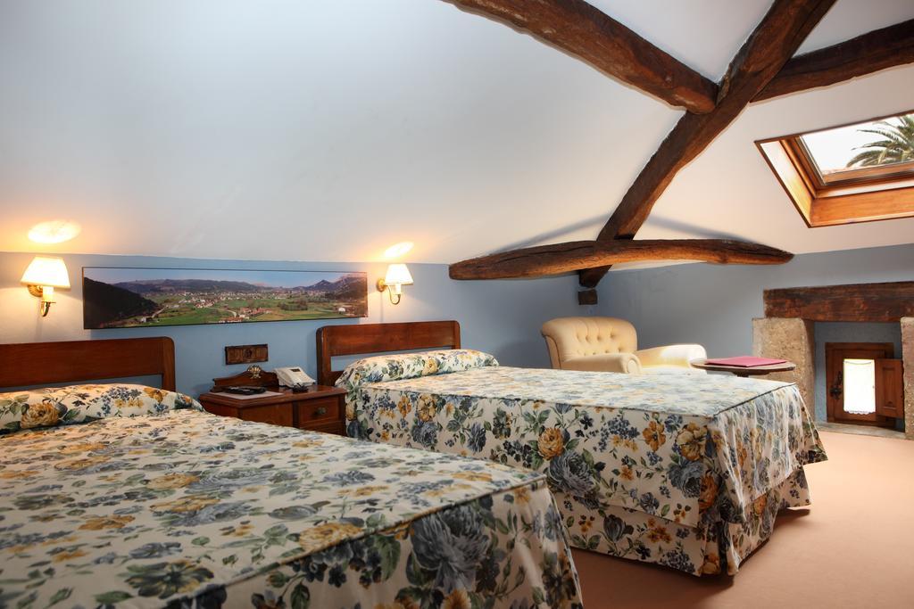 Posada La Torre De La Quintana Liendo Zewnętrze zdjęcie