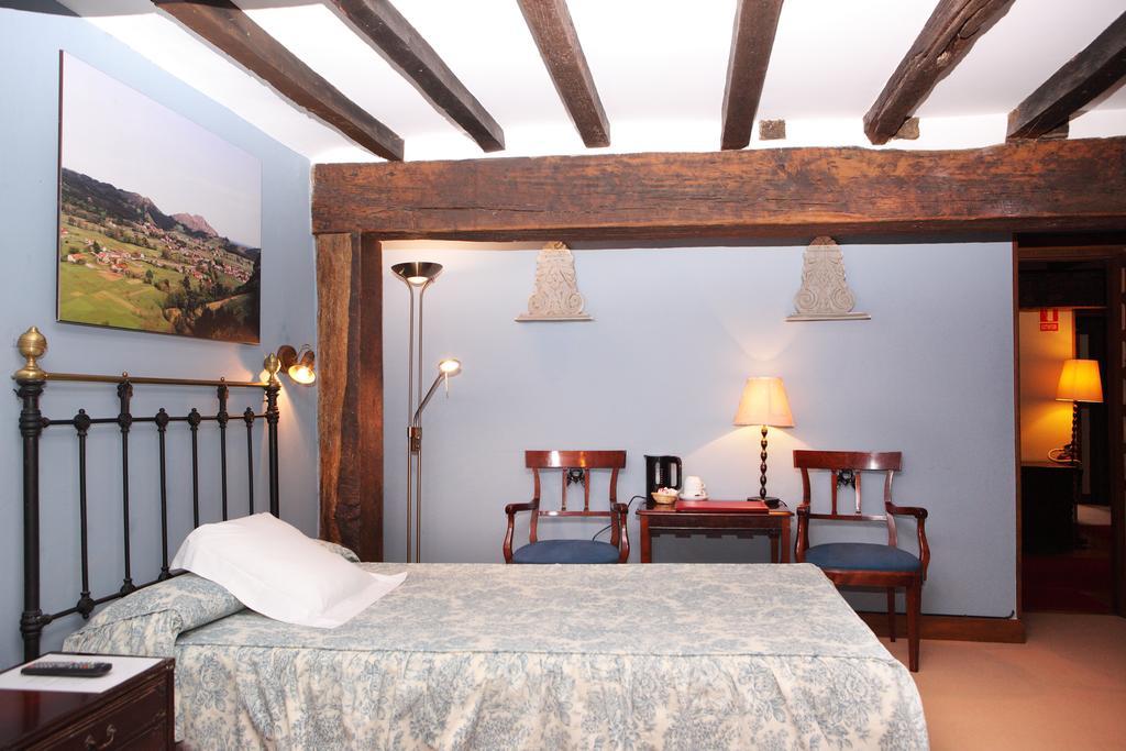 Posada La Torre De La Quintana Liendo Zewnętrze zdjęcie