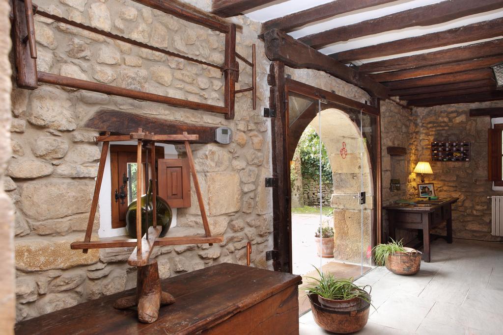 Posada La Torre De La Quintana Liendo Zewnętrze zdjęcie